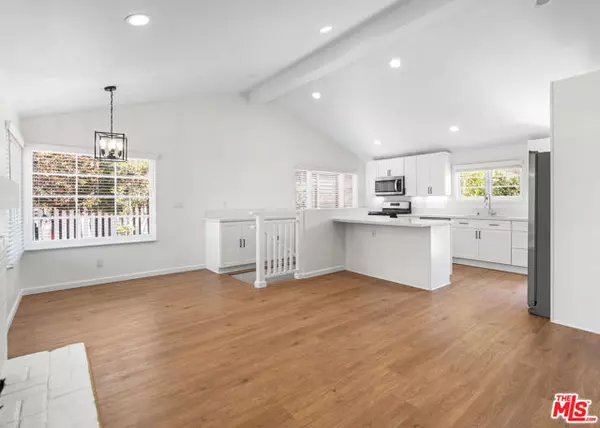 Laguna Beach, CA 92651,617 Lombardy Lane