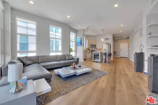 13020 Pacific #303, Los Angeles, CA 90094