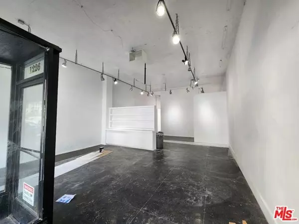 Los Angeles, CA 90017,1222 W 7th Street