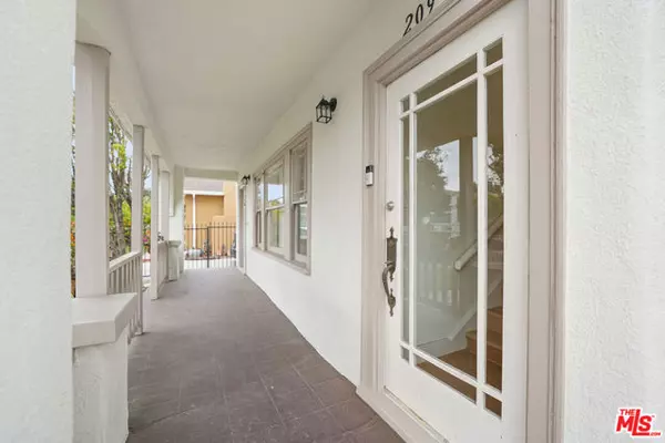 Los Angeles, CA 90042,209 N Ave 57