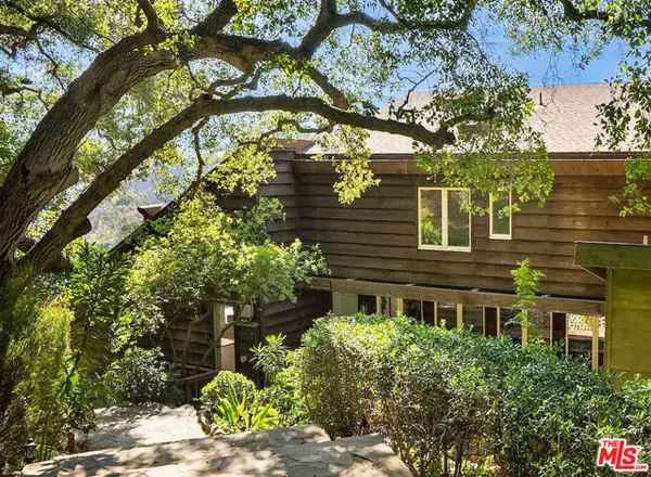 Topanga (los Angeles), CA 90290,21338 Colina Drive