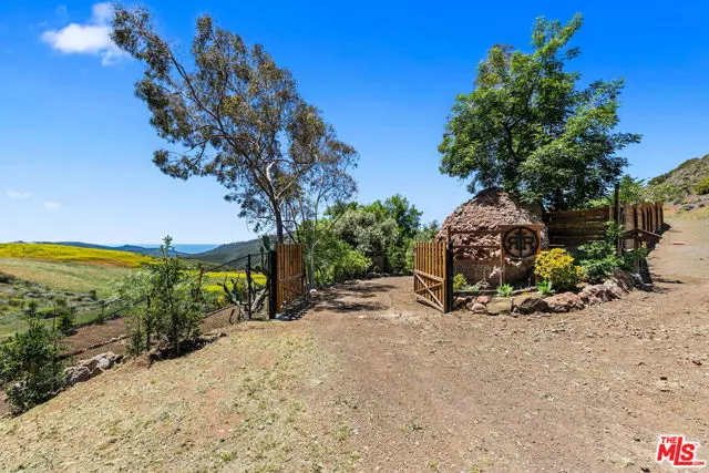 12470 Yerba Buena Road, Malibu, CA 90265