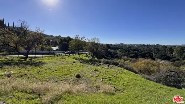 1 N Topanga Canyon Boulevard, Woodland Hills (los Angeles), CA 91364