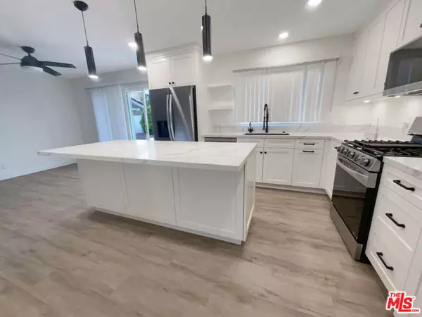 Newbury Park (thousand Oaks), CA 91320,495 N Wendy Drive