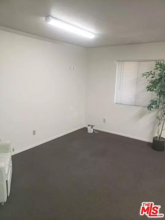 Victorville, CA 92392,14443 Park Avenue