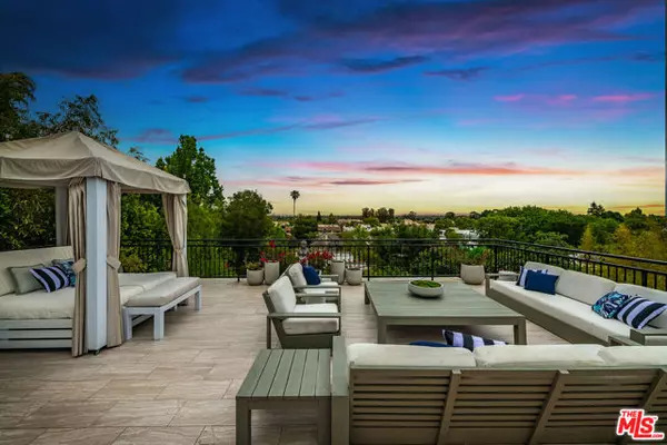 14539 Valley Vista Boulevard, Sherman Oaks, CA 91403