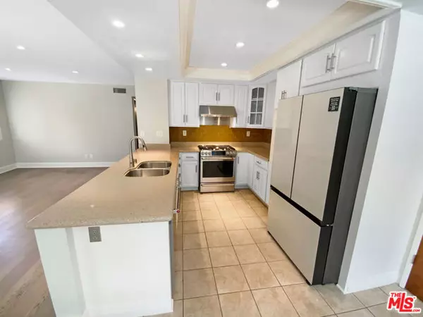 La Verne, CA 91750,5996 Birdie Drive