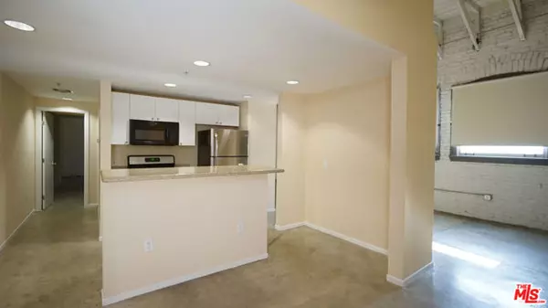 922 W 23Rd Street #105, Los Angeles, CA 90007