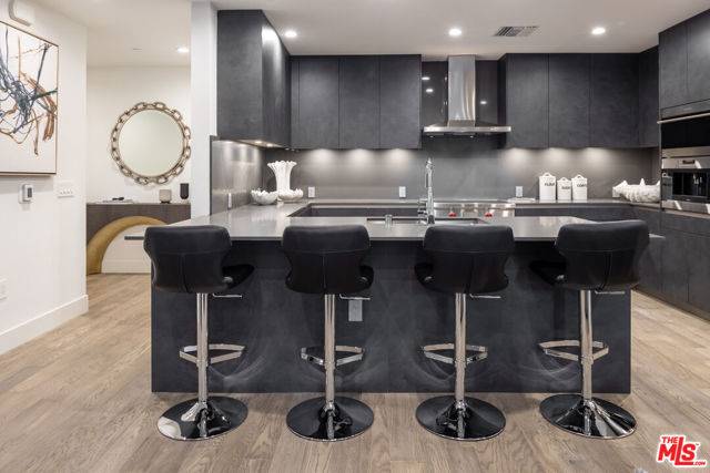 728 N Sweetzer Avenue #315, Los Angeles, CA 90069