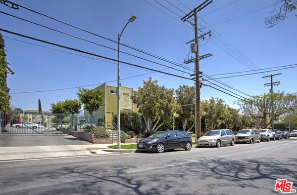 Sylmar (los Angeles), CA 91342,13002 Dronfield Avenue