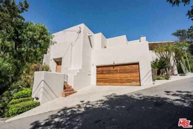10206 Cielo Drive, Beverly Hills, CA 90210