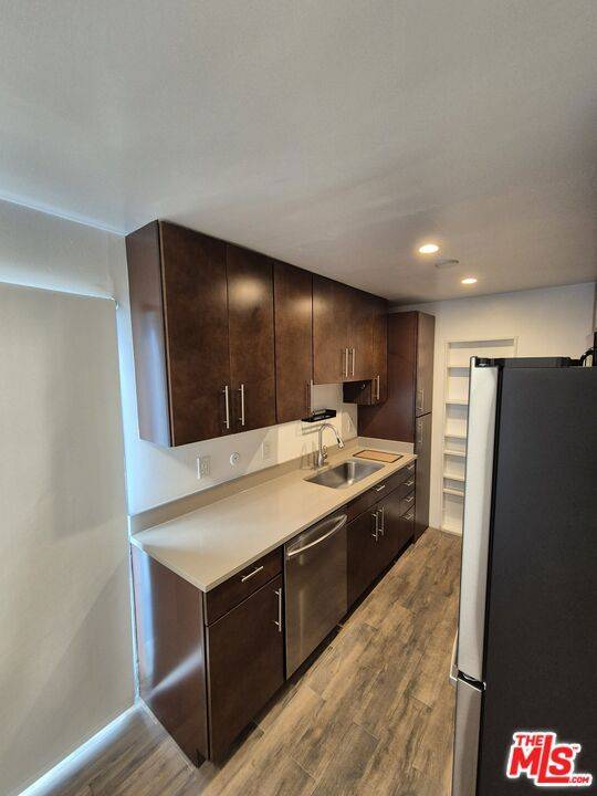 3734 S Canfield Avenue #228, Los Angeles, CA 90034