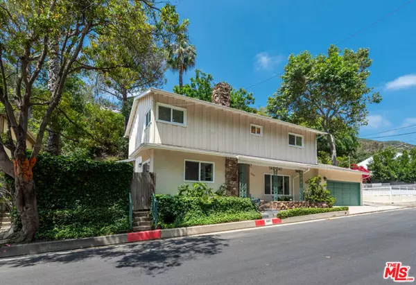 Los Angeles, CA 90049,1247 N Bundy Drive