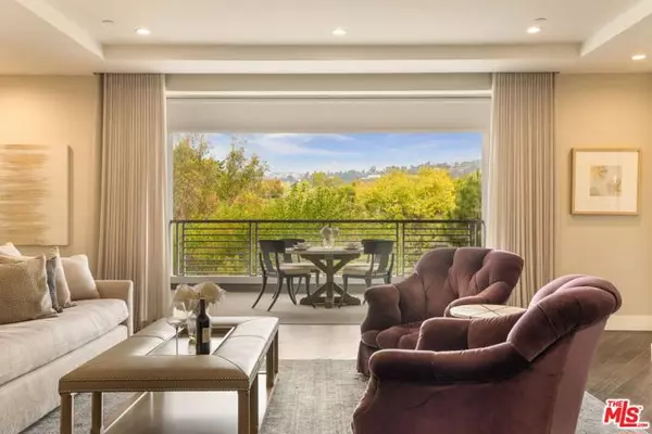 Beverly Hills, CA 90210,460 N Palm Drive #403