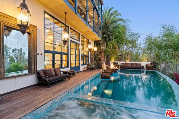 9140 St Ives Drive, Los Angeles, CA 90069