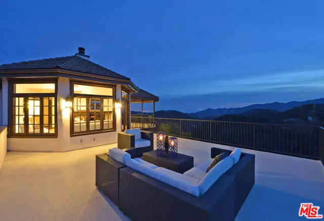 22252 W ALTA Drive, Topanga (los Angeles), CA 90290