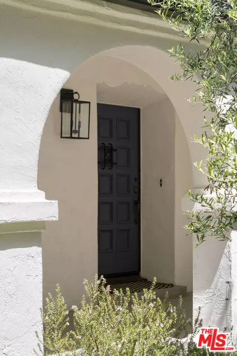 Santa Monica, CA 90402,511 9th Street