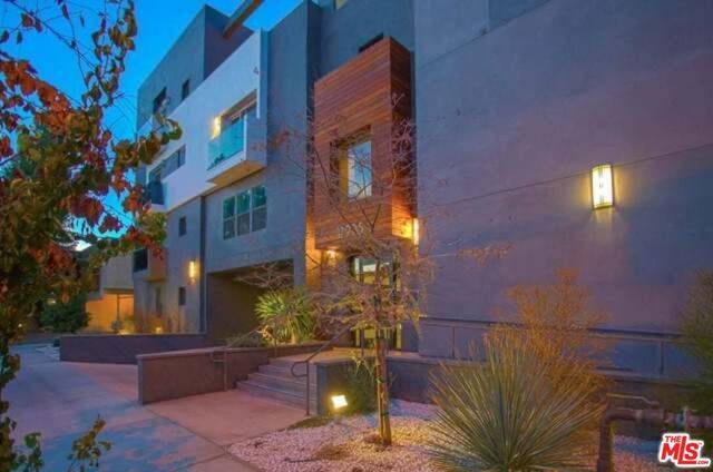11925 Kling Street #208, Valley Village, CA 91607