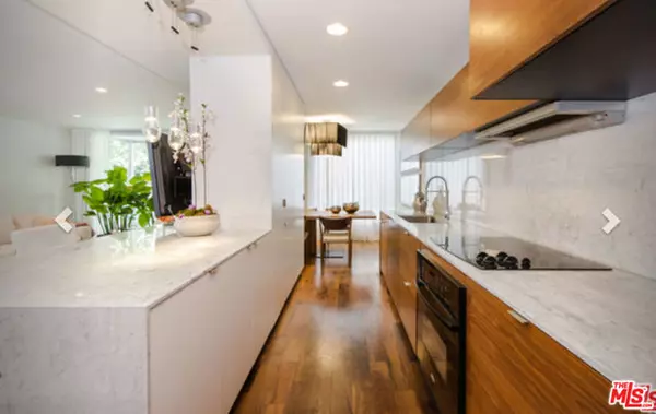 Beverly Hills, CA 90210,406 N Oakhurst Drive #204