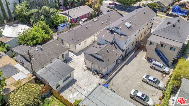 Los Angeles, CA 90004,560 N Virgil Avenue