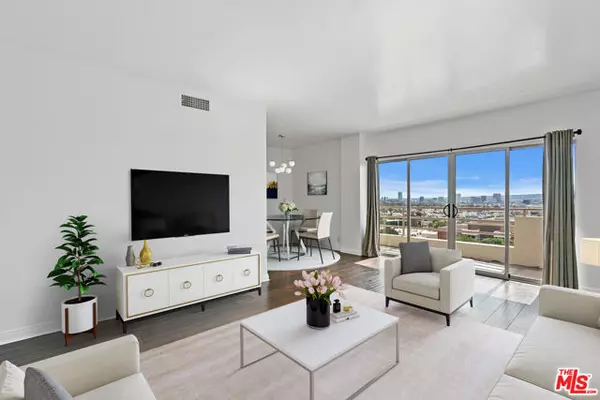 1131 Alta Loma Road #305, West Hollywood, CA 90069