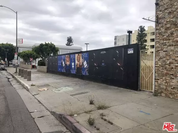 Los Angeles, CA 90035,1255 S La Cienega Boulevard