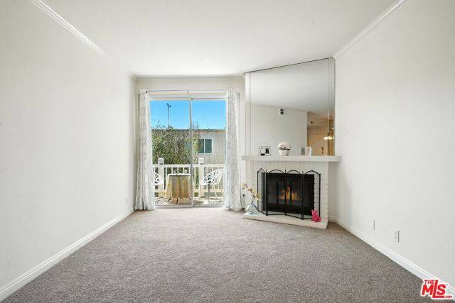 Playa Del Rey (los Angeles), CA 90293,8505 Gulana Avenue #4217