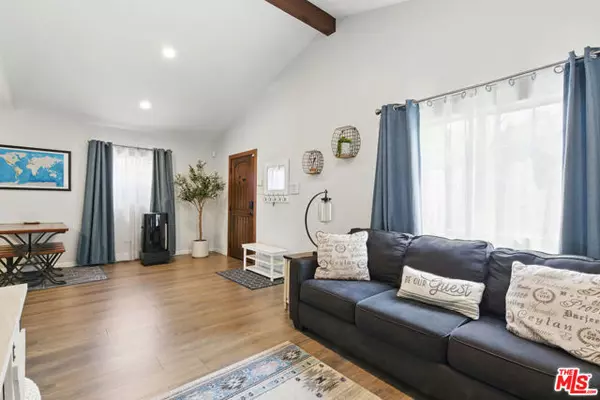 Inglewood, CA 90302,1209 Forest Street