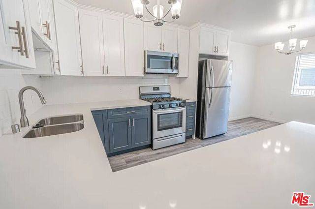Inglewood, CA 90301,614 Myrtle Avenue