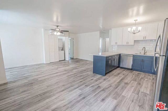 Inglewood, CA 90301,614 Myrtle Avenue