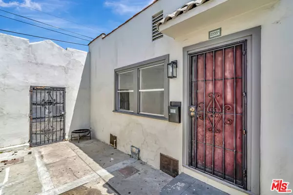 Los Angeles, CA 90006,2233 W 14th Street