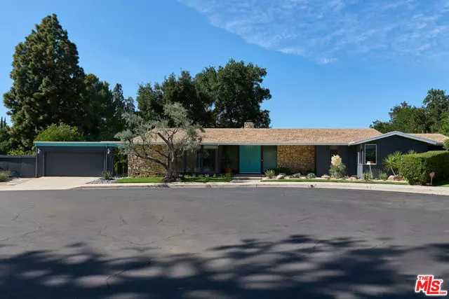 16045 Royal Mount Drive, Encino (los Angeles), CA 91436