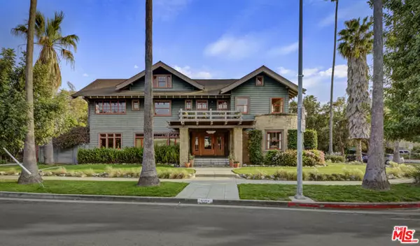 2102 W 24th Street, Los Angeles, CA 90018