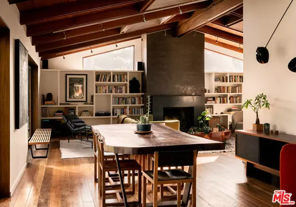 Santa Monica, CA 90402,415 Mesa Road