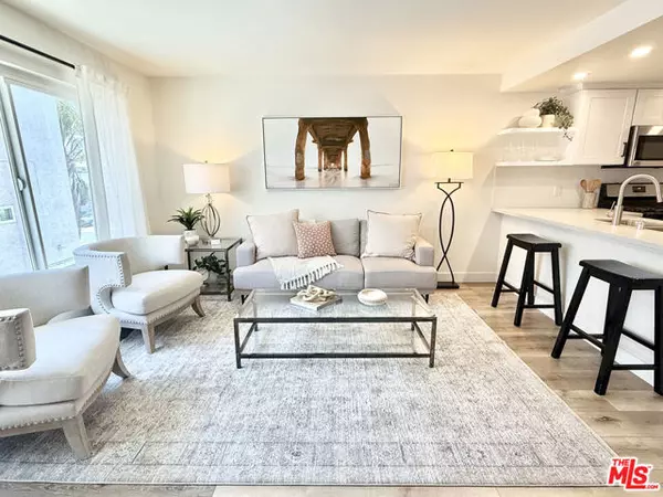 Manhattan Beach, CA 90266,1311 Manhattan Beach Boulevard #2