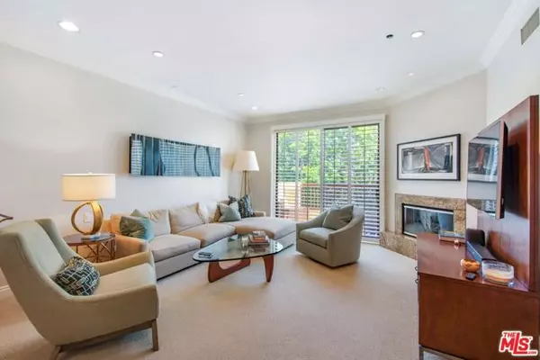 Los Angeles, CA 90049,11847 Gorham Avenue #202