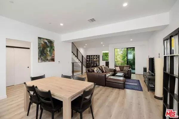 Valley Village, CA 91607,4724 N Village Court Lane