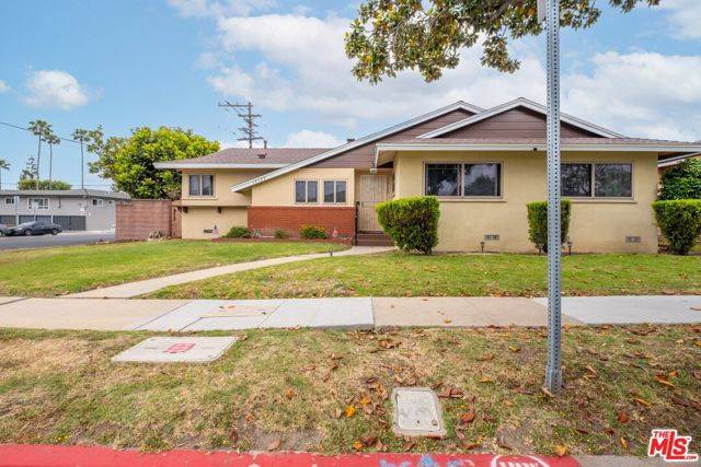 Inglewood, CA 90303,10725 S 8th Avenue