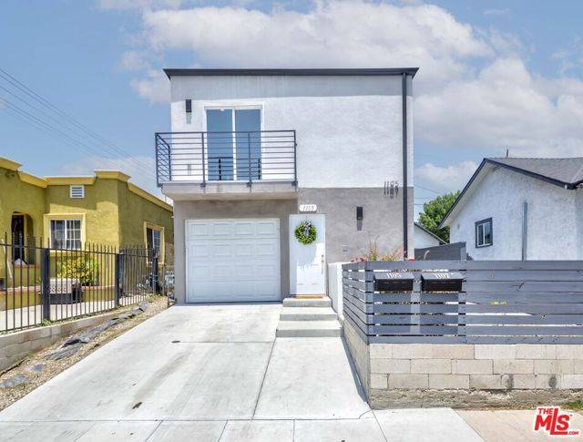 1105 E 103rd Place, Los Angeles, CA 90002