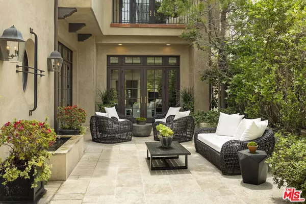 Los Angeles, CA 90067,10210 Century Woods Drive