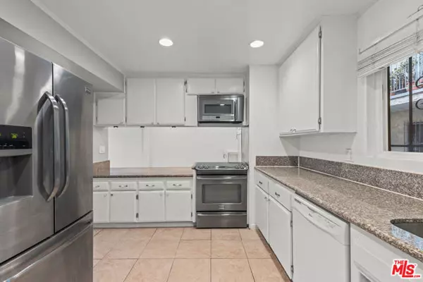2354 Fletcher Drive #113, Los Angeles, CA 90039