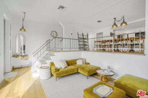 Venice (los Angeles), CA 90291,657 Mildred Avenue