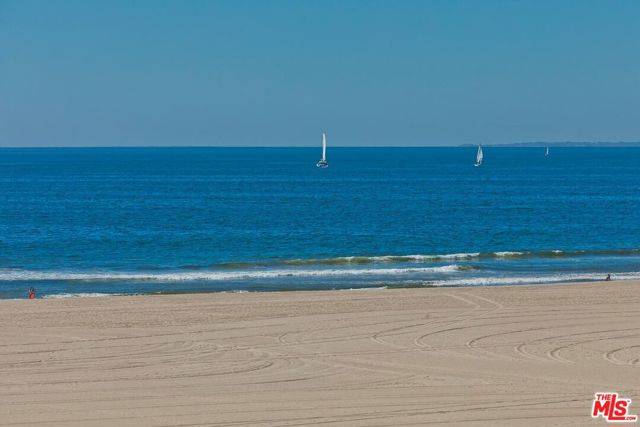 2707 Ocean Front Walk, Venice (los Angeles), CA 90291