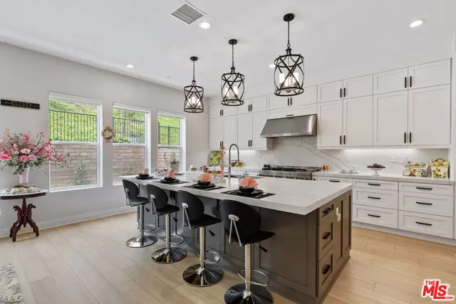 Montebello, CA 90640,48 Primrose Ct