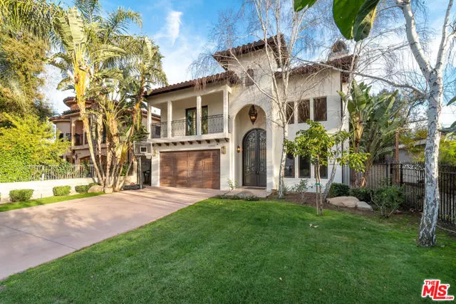 Woodland Hills (los Angeles), CA 91367,23042 Ostronic Drive