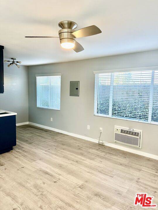 Inglewood, CA 90301,613 S Prairie Avenue #7