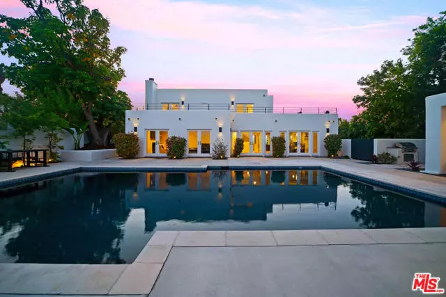 Woodland Hills (los Angeles), CA 91364,5118 Cerrillos Drive