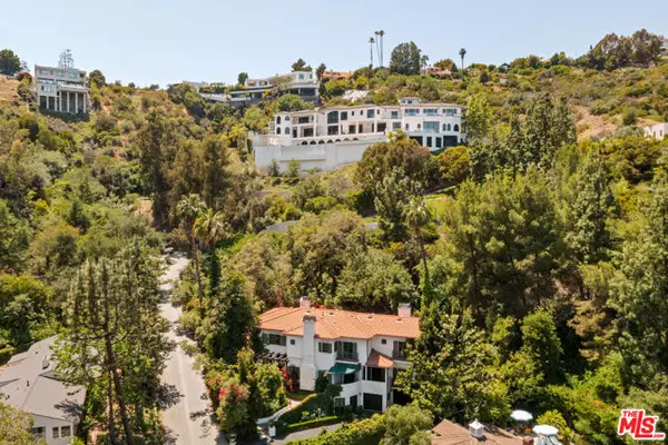 Los Angeles, CA 90077,10685 Somma Way