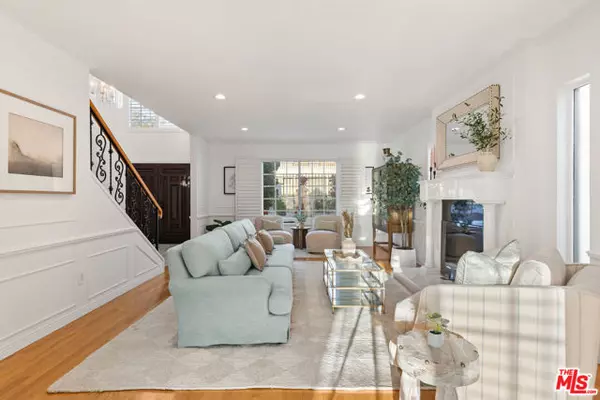 Encino (los Angeles), CA 91436,16979 Encino Hills Drive