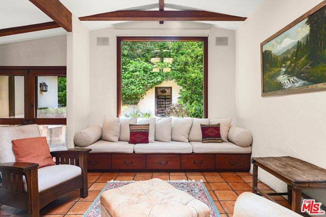 1821 Old Ranch Road, Los Angeles, CA 90049